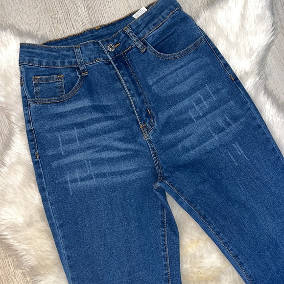 SOLD GORGEOUS SHEIN Medium Wash High Waisted Bell Bottom Stretch Jeans - Picture 10 of 11